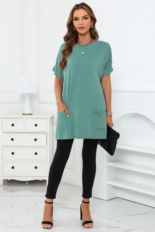 Black side pockets short sleeve tunic length plus size t shirt