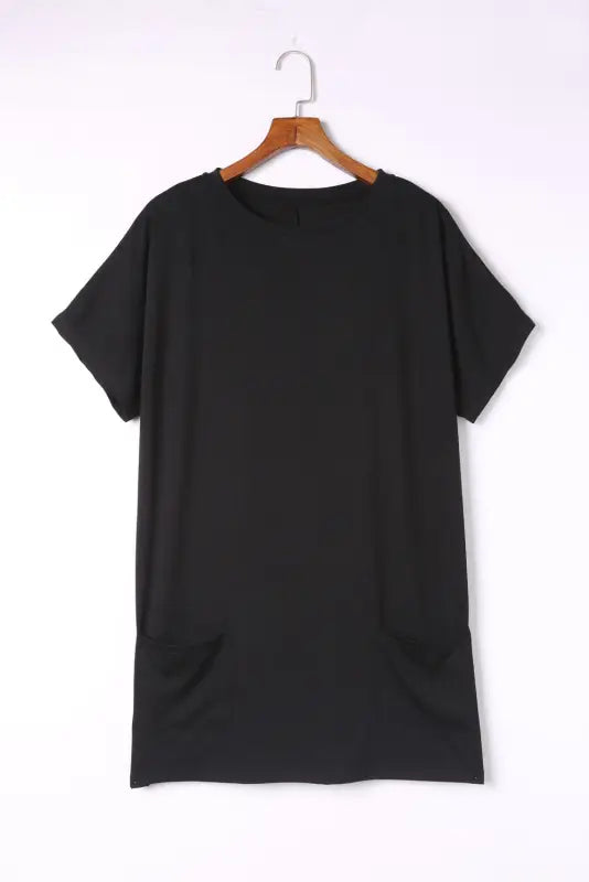 Black side pockets short sleeve tunic length plus size t shirt