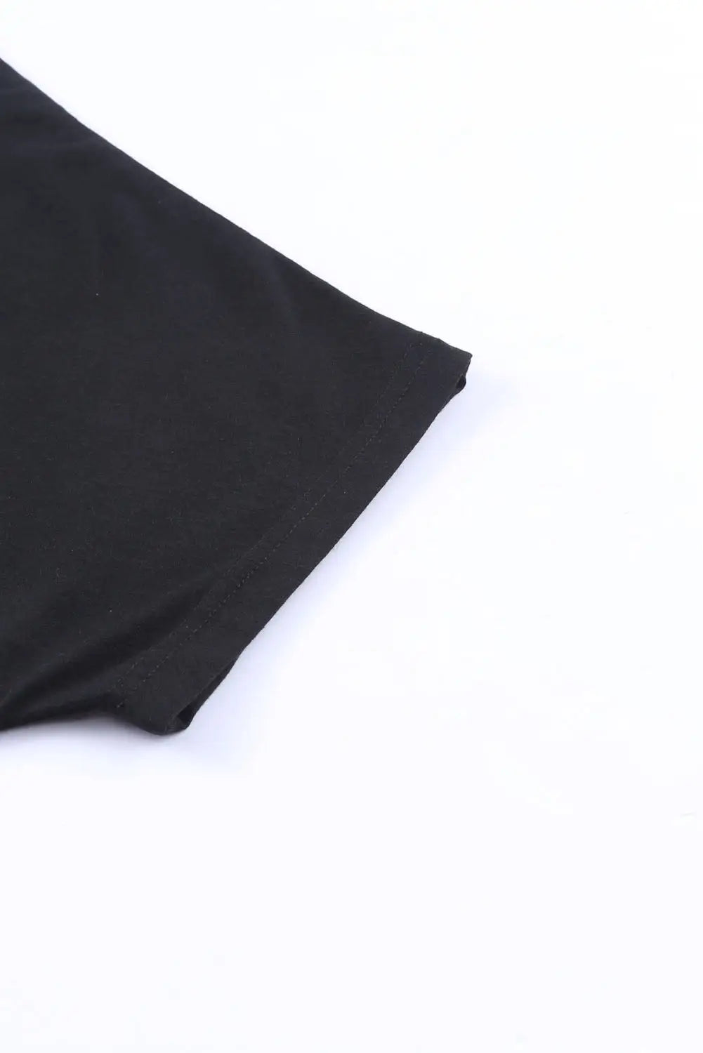 Black side pockets short sleeve tunic length plus size t shirt
