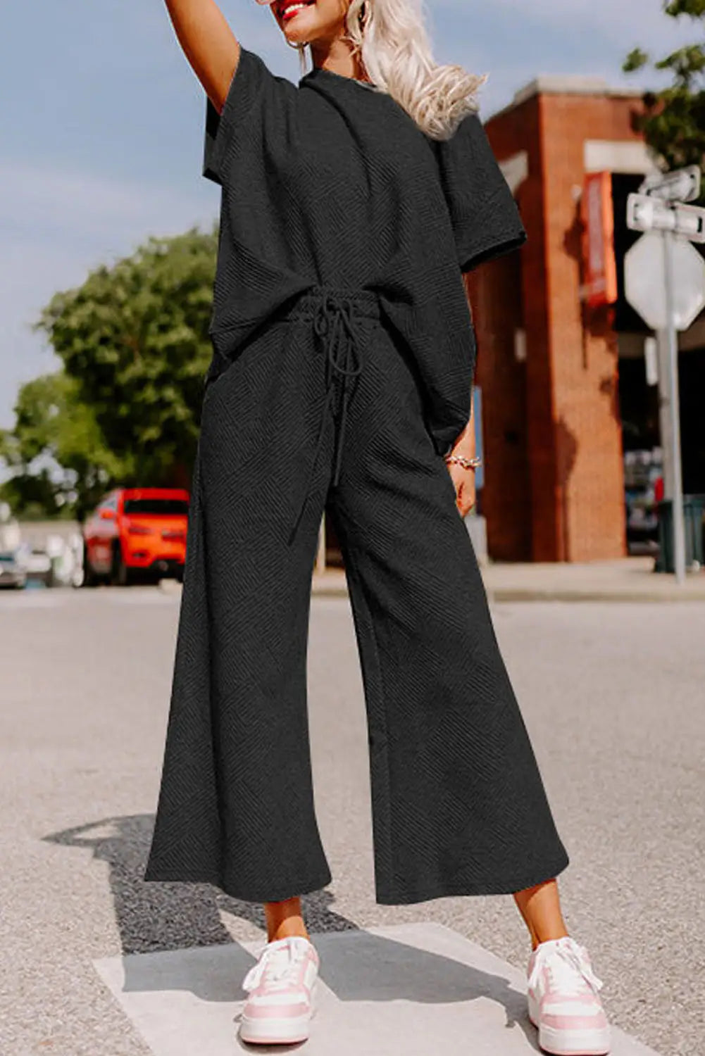 Black textured loose fit t shirt and drawstring pants set - s / 95% polyester + 5% elastane - loungewear