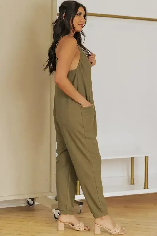 Black Textured Sleeveless V-Neck Pocketed Casual Jumpsuit - Fashionfitz