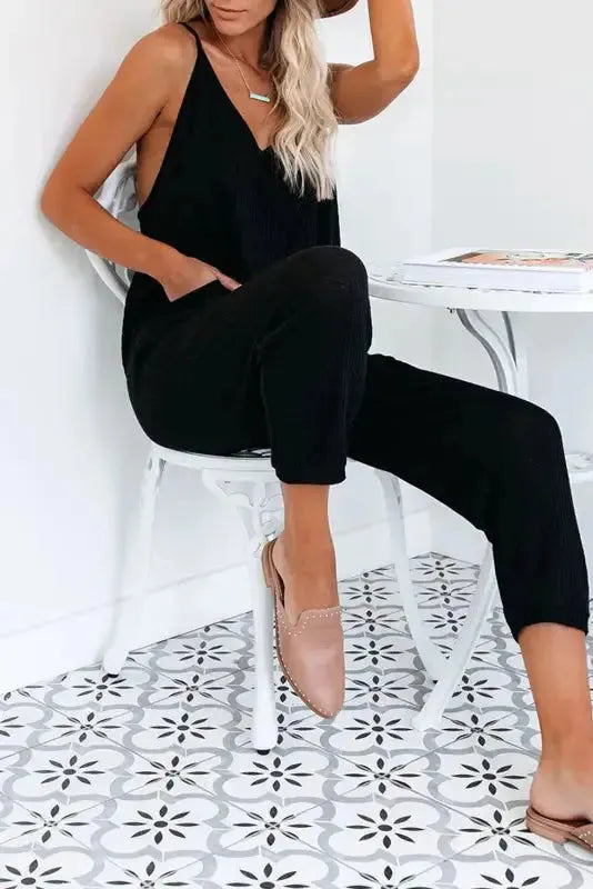 Black Textured Sleeveless V-Neck Pocketed Casual Jumpsuit - Fashionfitz