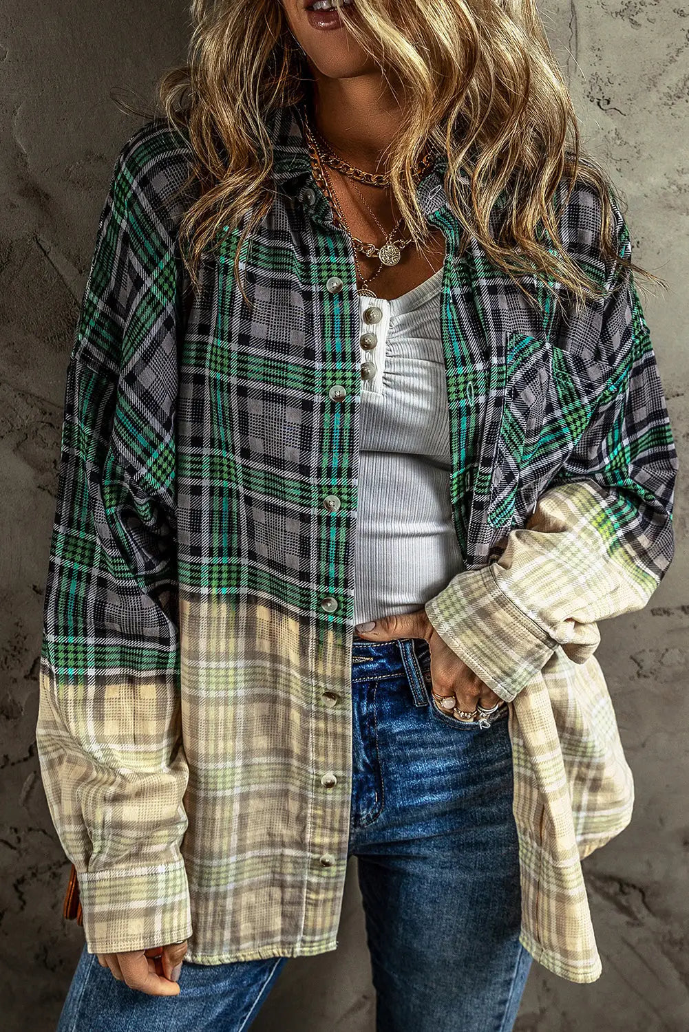 Blackish green contrast plaid patchwork chest pocket button up shacket - l / 100% cotton - shackets