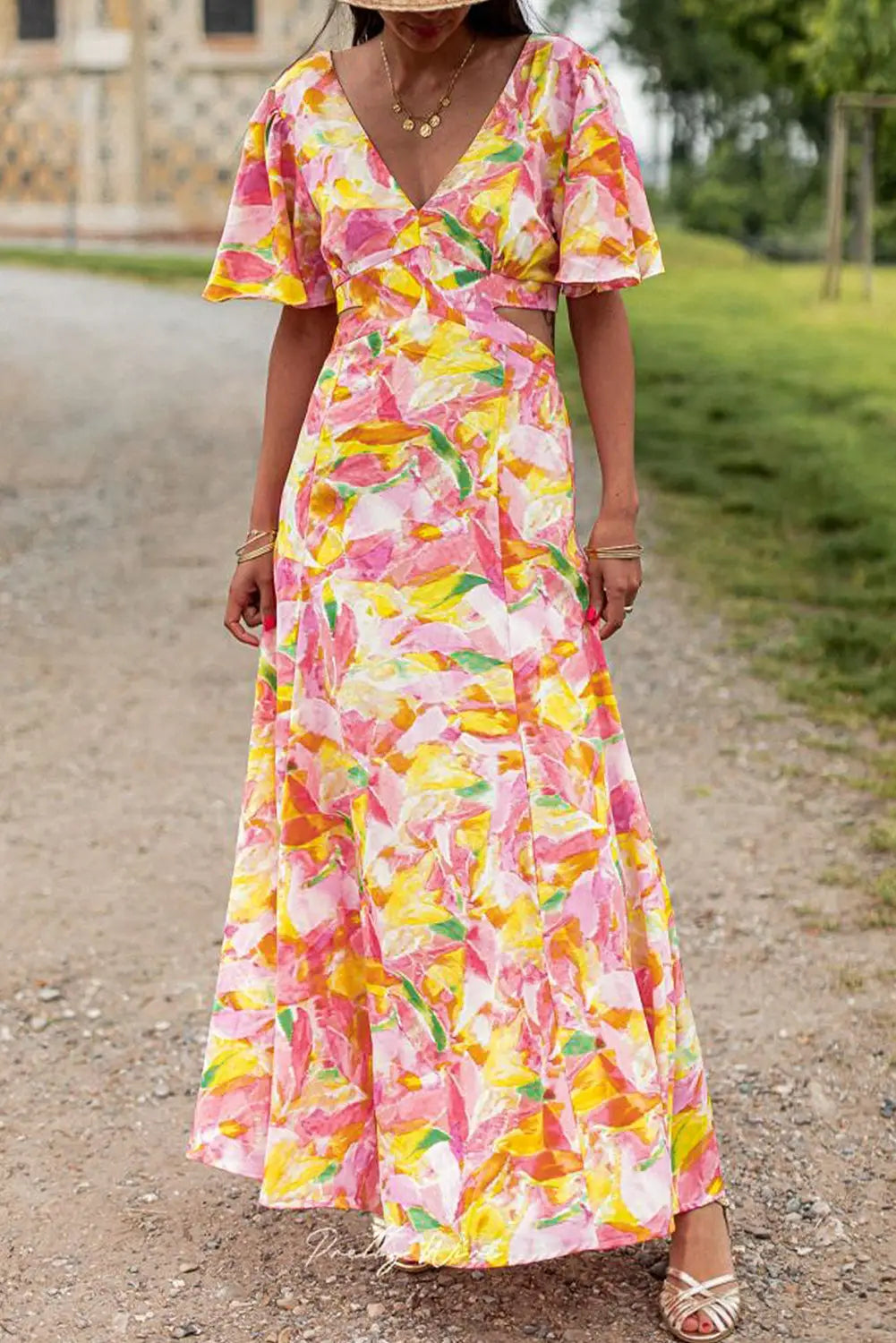 Bohemian flutter sleeve floral maxi dress - pink / s / 100% polyester - dresses