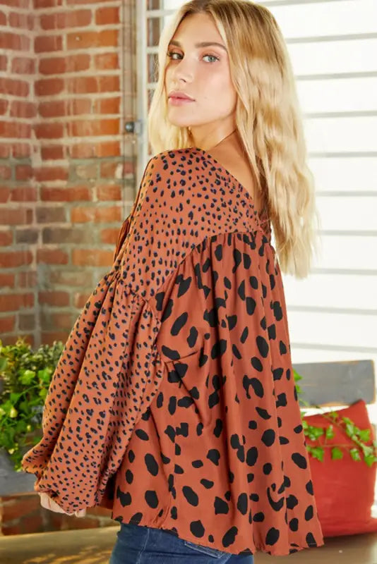 Brown contrast leopard print bubble sleeve blouse - tops