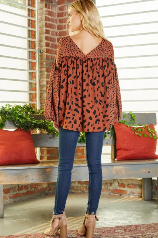 Brown contrast leopard print bubble sleeve blouse - tops