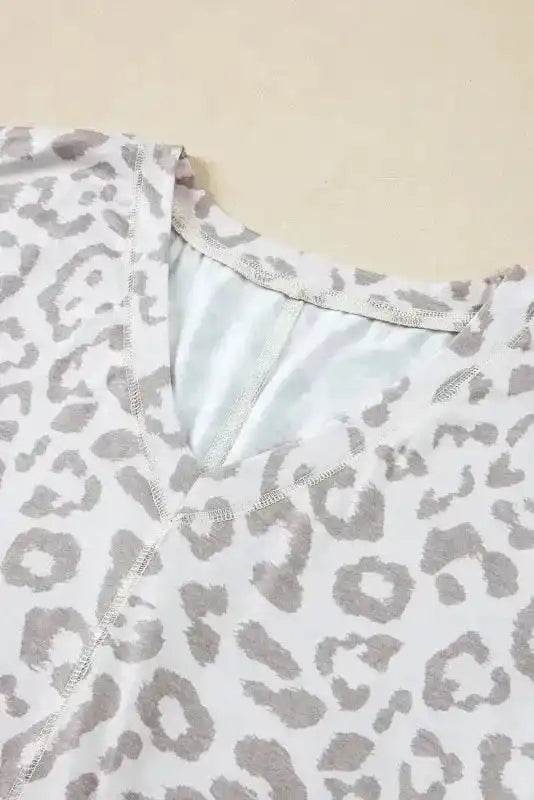 Brown Leopard T-Shirt - V-Neck Plus Size - Fashionfitz