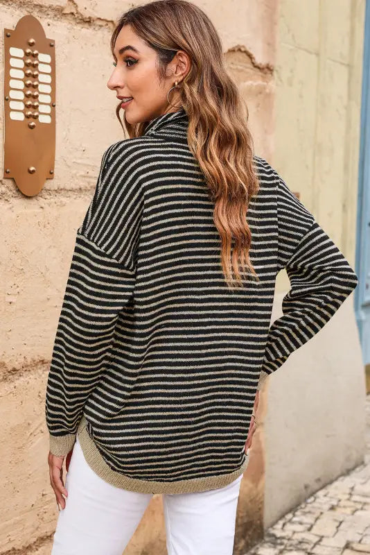 Chic brown striped turtleneck sweater | fashionfitz