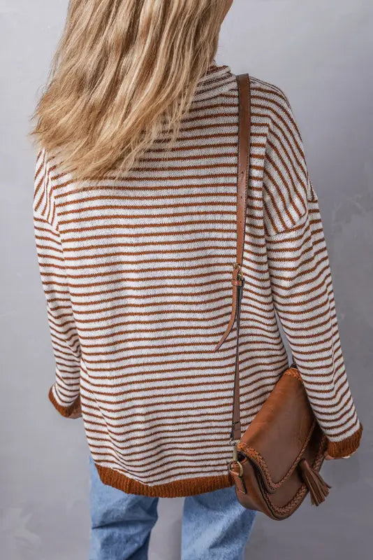 Chic brown striped turtleneck sweater | fashionfitz