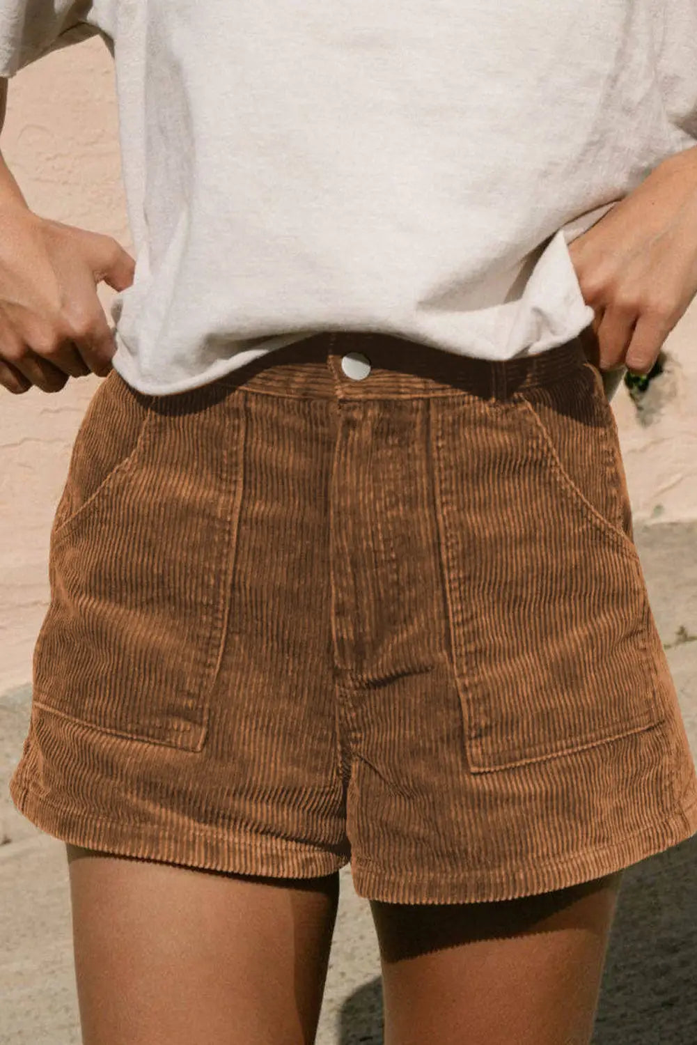 Brown vintage elastic waist back pocketed corduroy shorts