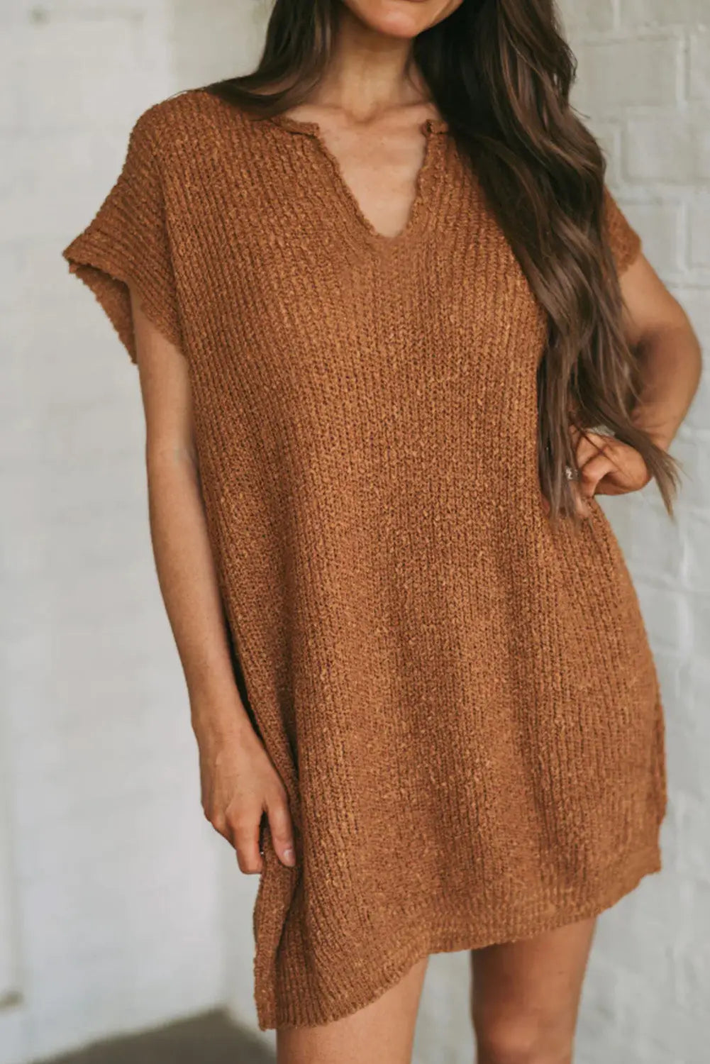 Camel short sleeve notched v neck sweater dress - l / 100% acrylic - dresses