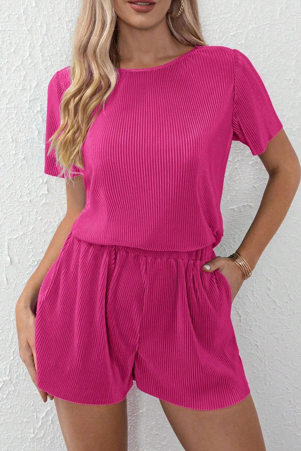Casual pleated shorts matching set - bright pink / s / 100% polyester - two piece sets