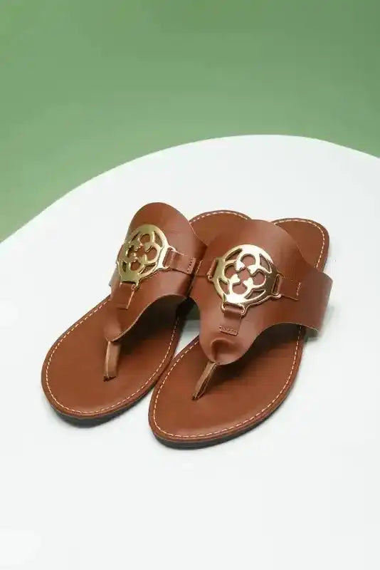 Chestnut Metal Décor Leather Thong Slippers - Fashionfitz