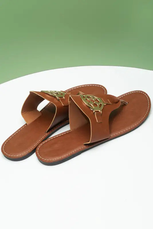 Chestnut metal décor leather thong slippers - shoes & bags/slippers