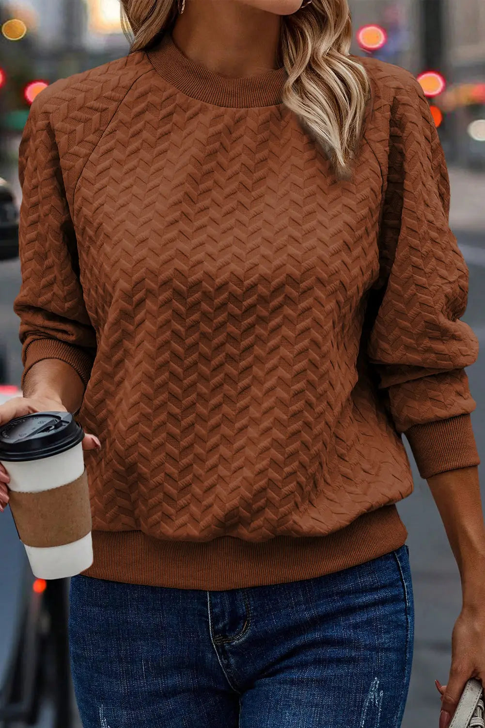 Chestnut solid textured raglan sleeve pullover sweatshirt - l / 95% polyester + 5% elastane - sweatshits & hoodies