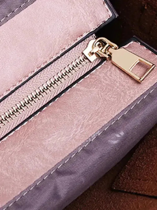 Classy and Sassy 3 Pieces Set Shoulder Bag - Fashionfitz