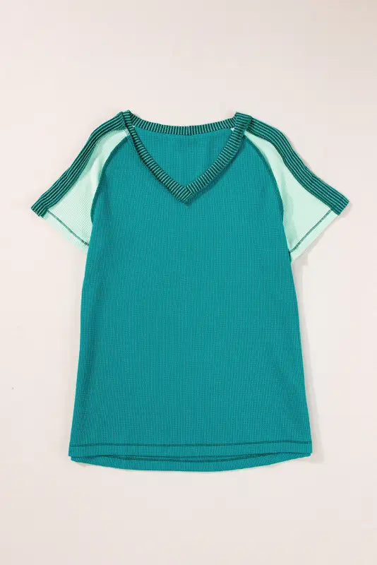 Color block knitted v-neck t-shirt - t-shirts