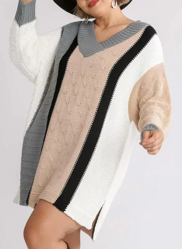 Color block plus size sweater dress