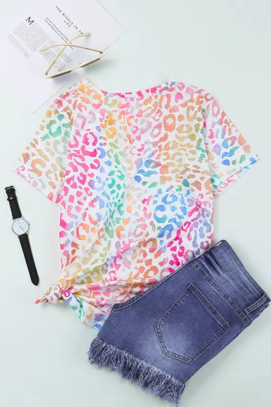 Colorful leopard v neck short sleeve top - t-shirts