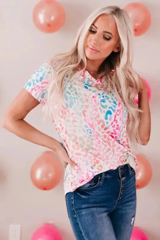 Colorful Leopard V Neck Short Sleeve Top - Fashionfitz