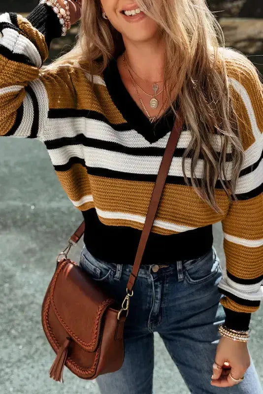 Contrast Stripes V-Neck Textured Knit Sweater - Fashionfitz