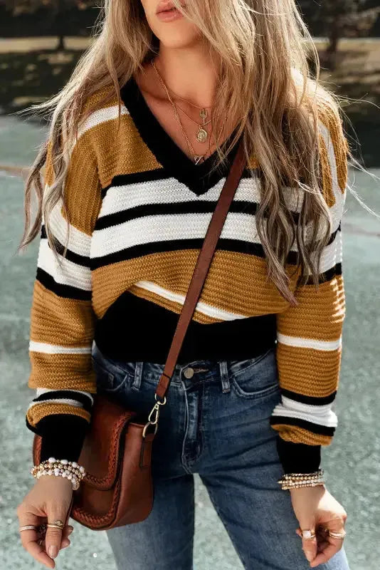Contrast Stripes V-Neck Textured Knit Sweater - Fashionfitz