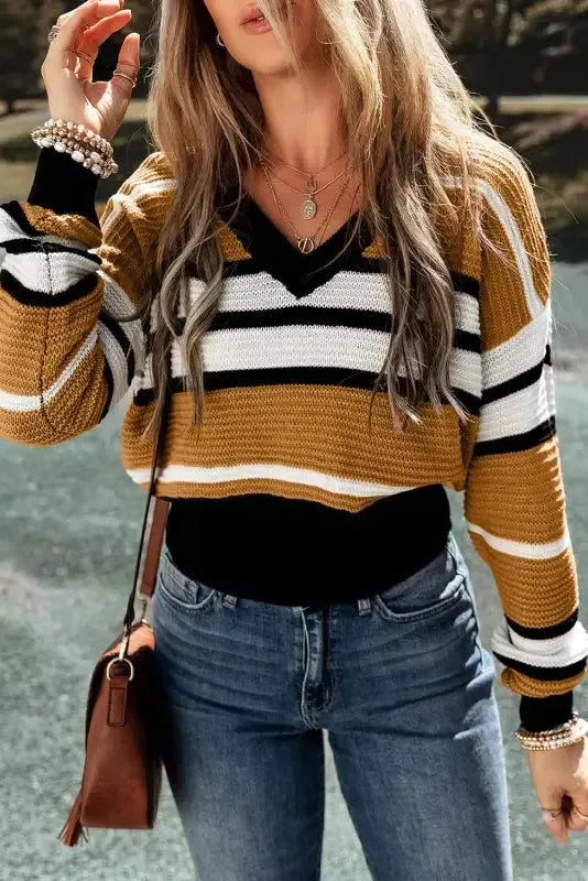 Contrast Stripes V-Neck Textured Knit Sweater - Fashionfitz