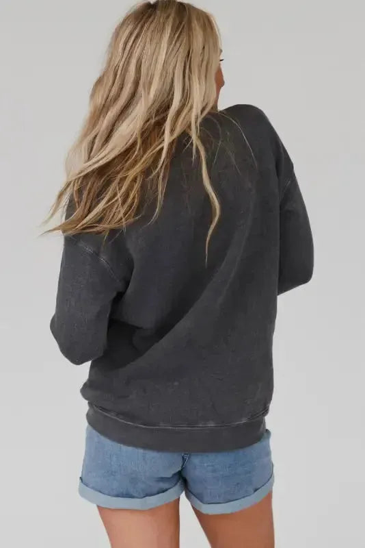 COOL MOMS CLUB Graphic Sweatshirt - Fashionfitz