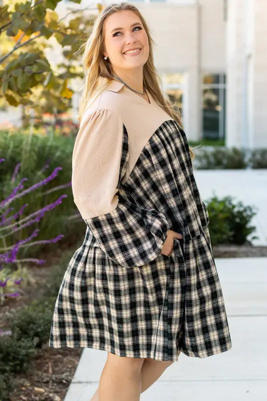 Plus size cozy plaid mini dress | trendy fall fashion