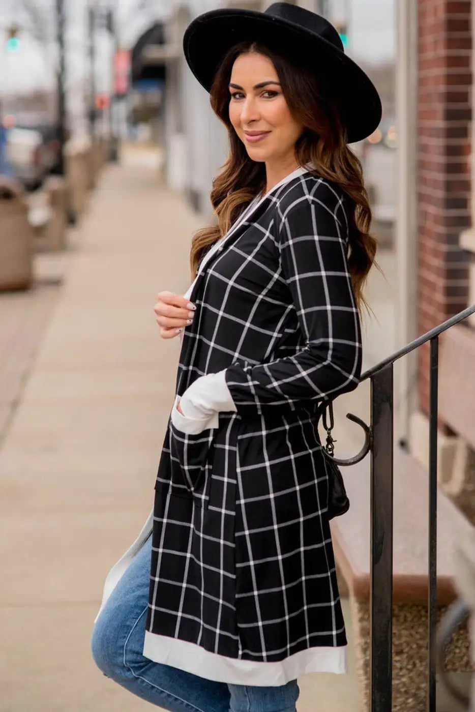 Cozy pocketed plaid cardigan - versatile & stylish | fashionfitz