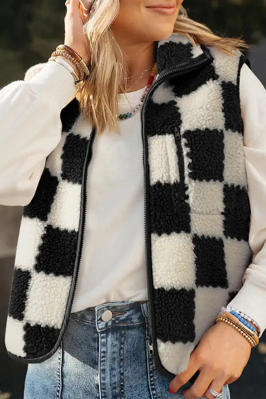 Cozycheck sherpa vest | black checkered warmth & style