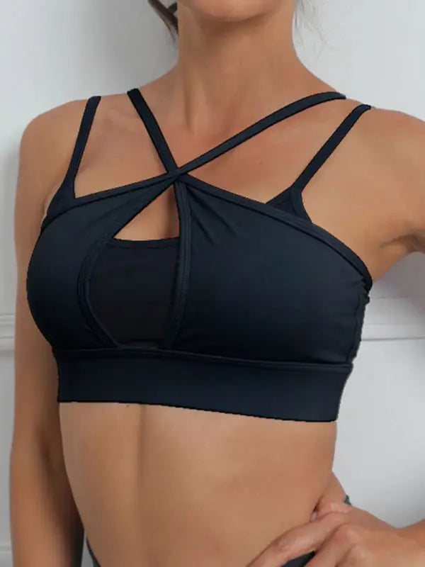 Crossover straps sports bra top - black / s - tops