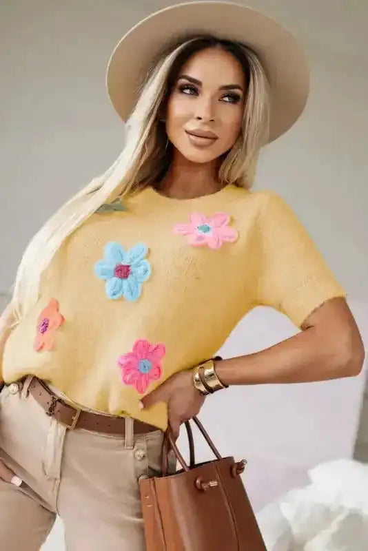 Cute Flower Applique Sweater - Yellow Cream Short Sleeve - Fashionfitz