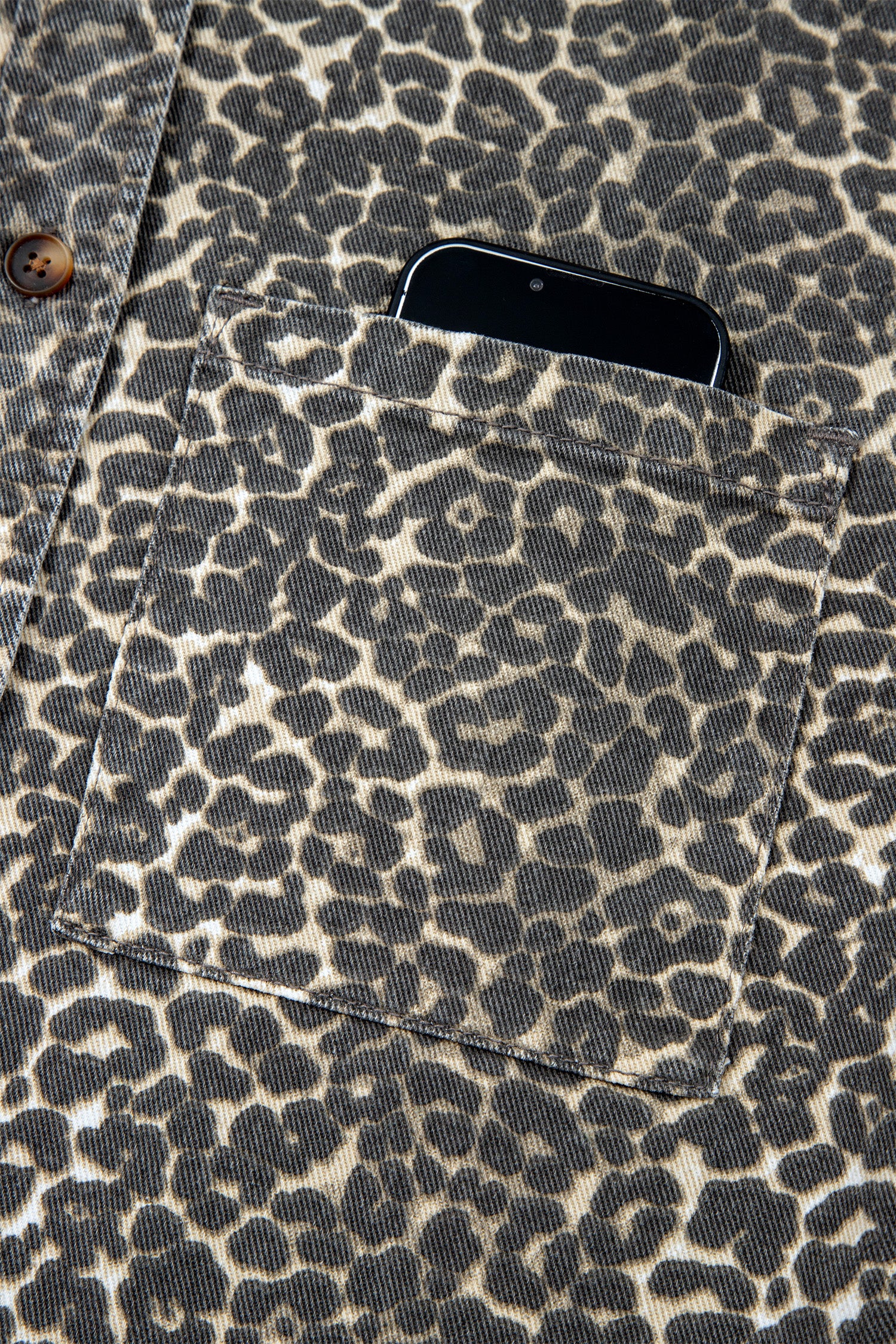 Gray Leopard Short Sleeve Denim Shirt