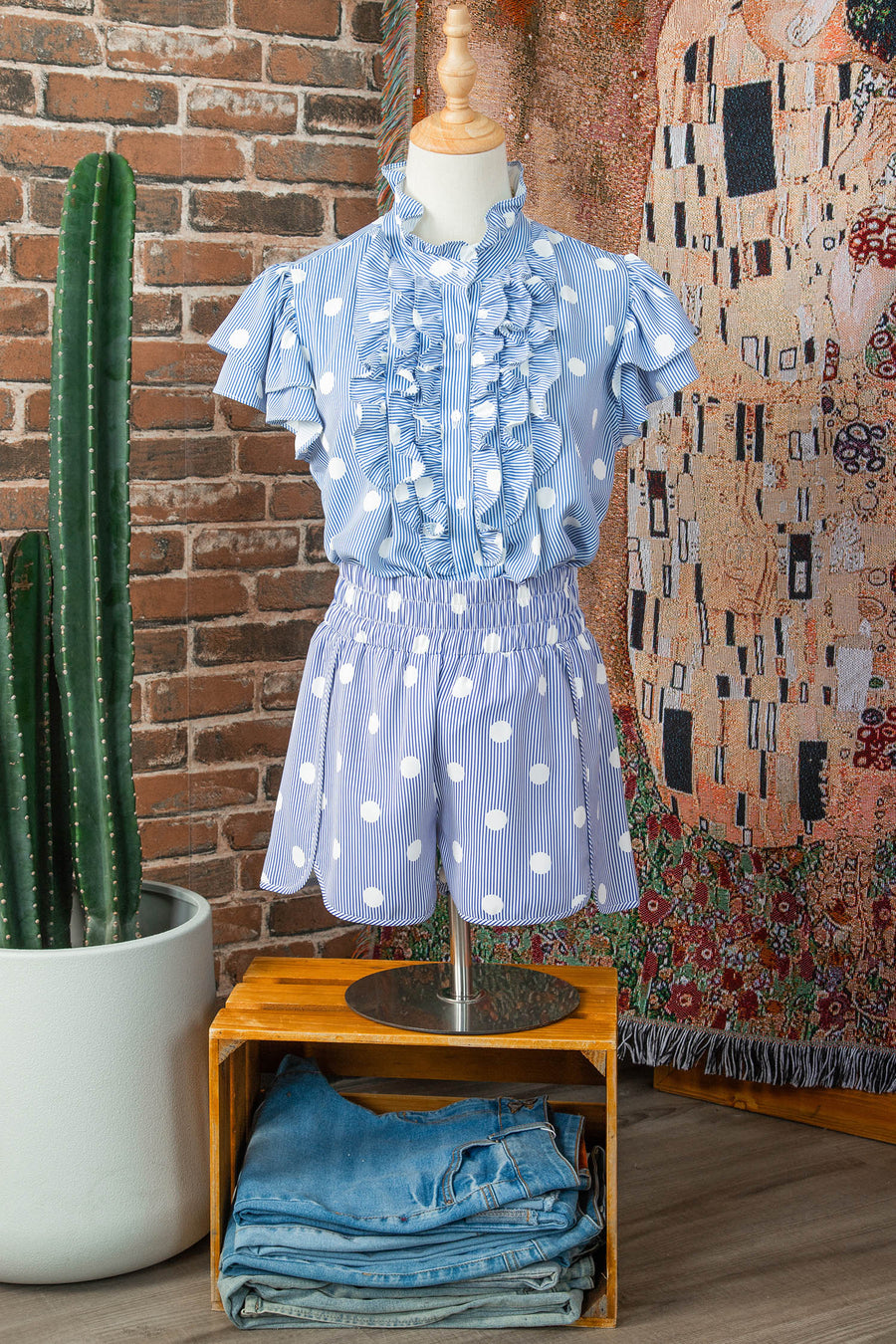 Polka Dot Print Shirred High Waist Casual Shorts — front detail | Fashionfitz UK
