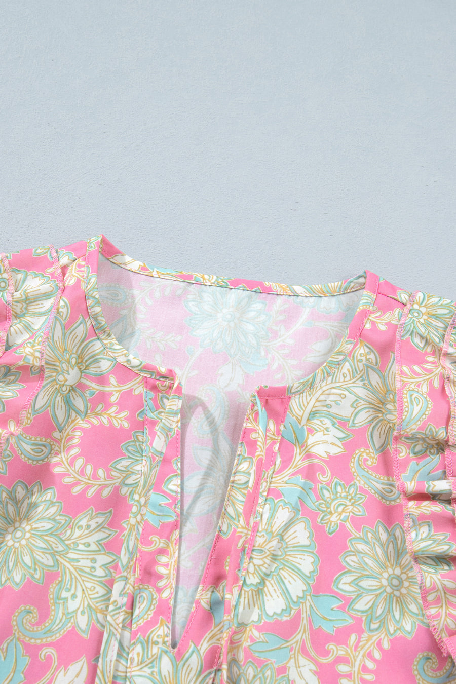 Pink Floral Tie V-Neck Puff Sleeve Blouse Women UK styled as a sweetly feminine summer casual outfit — Fashionfitz
