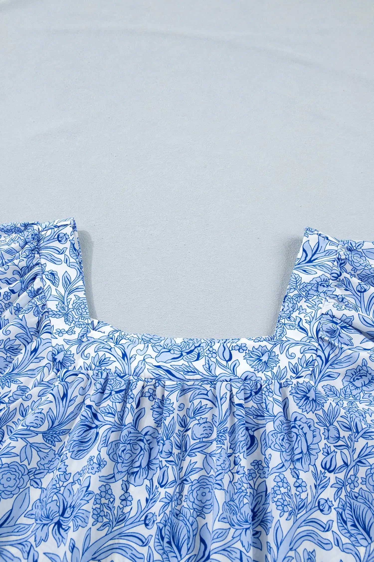 Sky blue square neck puff sleeve floral pleated blouse