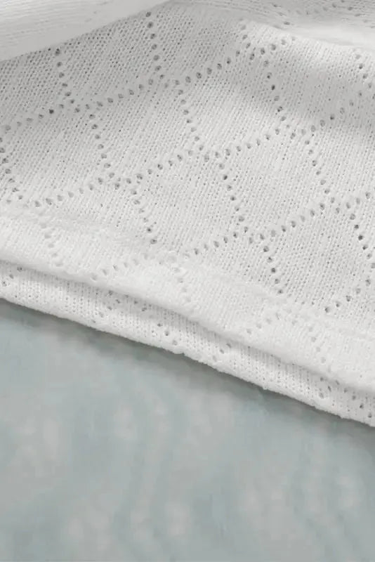 White V-Neck Knitted Flowy Blouse - Fashionfitz