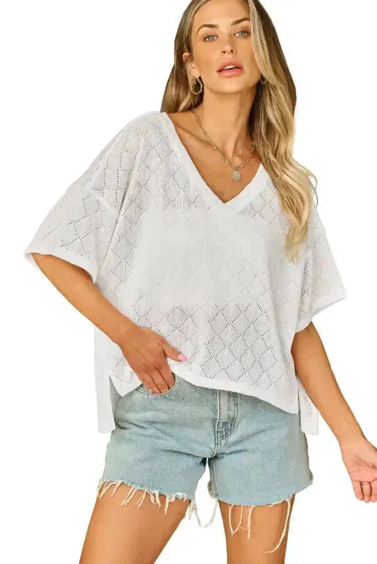 White V-Neck Knitted Flowy Blouse - Fashionfitz