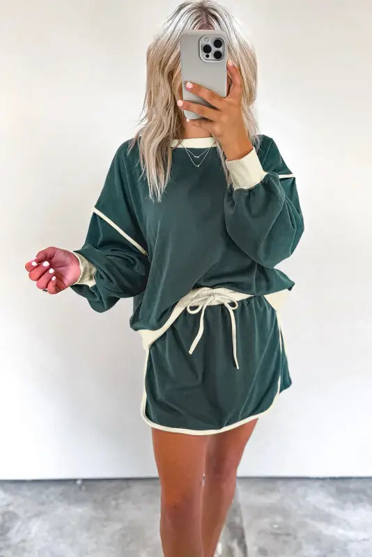 Evergreen contrast pullover and skort set| fashionfitz