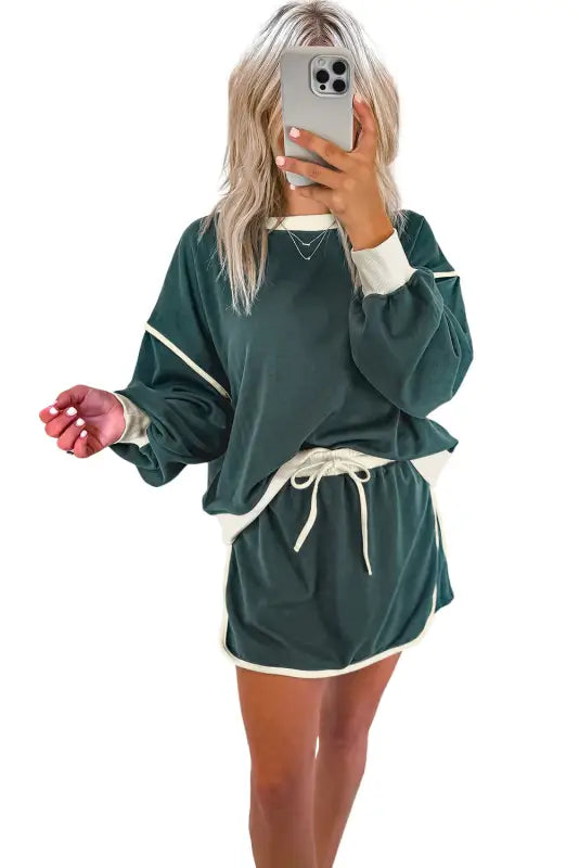 Evergreen contrast pullover and skort set| fashionfitz