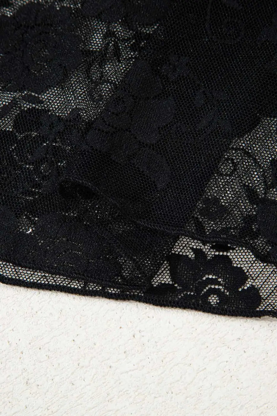 Sheer floral lace top - flirty style | lightweight slim fit