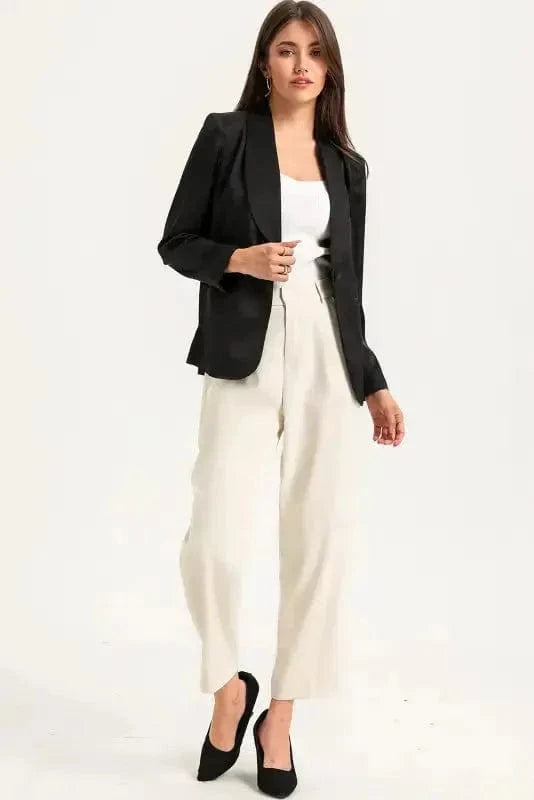 Blazers Black Collared Neck Single Breasted Blazer with Pockets