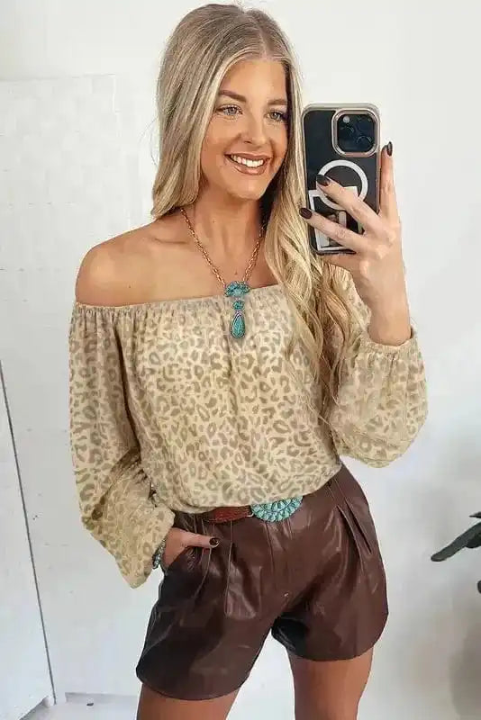 Blouses Velvet Vixen Leopard Blouse