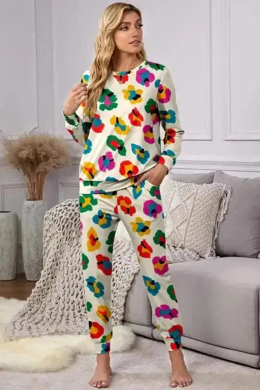 Loungewear Savannah Sunset: Apricot Leopard Lounge Set