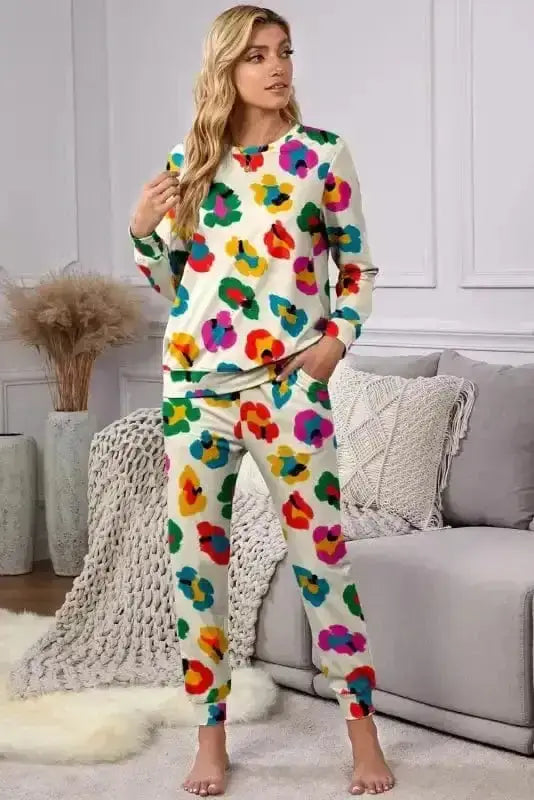 Loungewear Savannah Sunset: Apricot Leopard Lounge Set