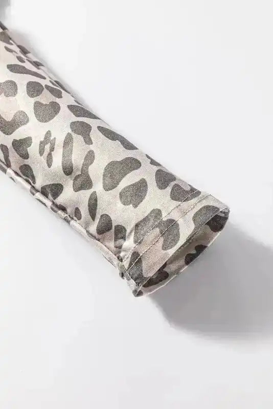 Mini Dresses Chic Leopard V-Neck Mini - Trendy Women's Dress