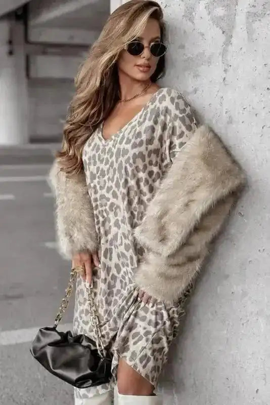 Mini Dresses Chic Leopard V-Neck Mini - Trendy Women's Dress