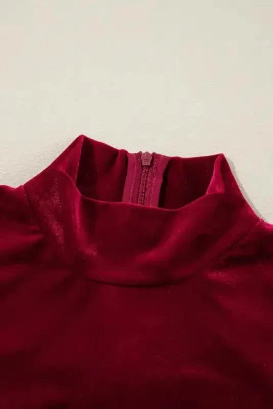 Mini Dresses Chic Velvet Ruffle Mini - Elegant Evening Wear