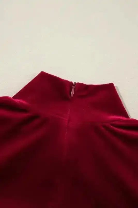 Mini Dresses Chic Velvet Ruffle Mini - Elegant Evening Wear